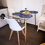 Апартаменти Sunny La Mata